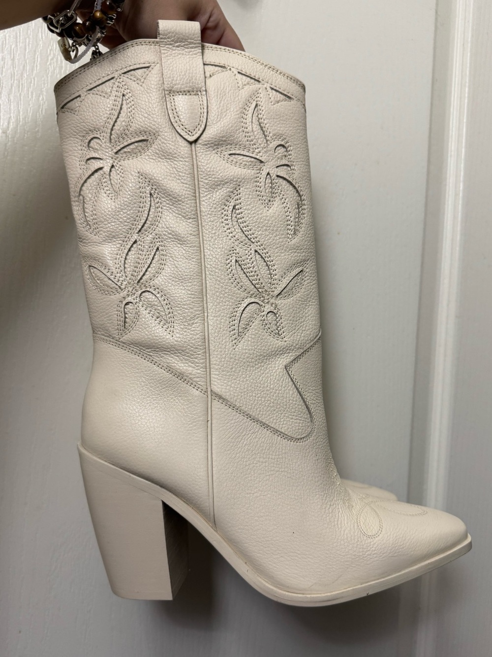 NWOT Vince Camuto Cream Embroidered Western Block-Heel Boot - Picture 2 of 9